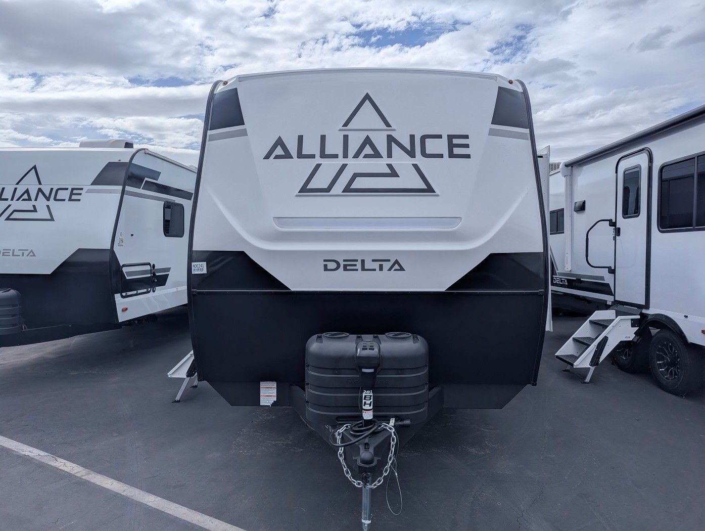 2027 Alliance RV Delta 281BH - Image 2