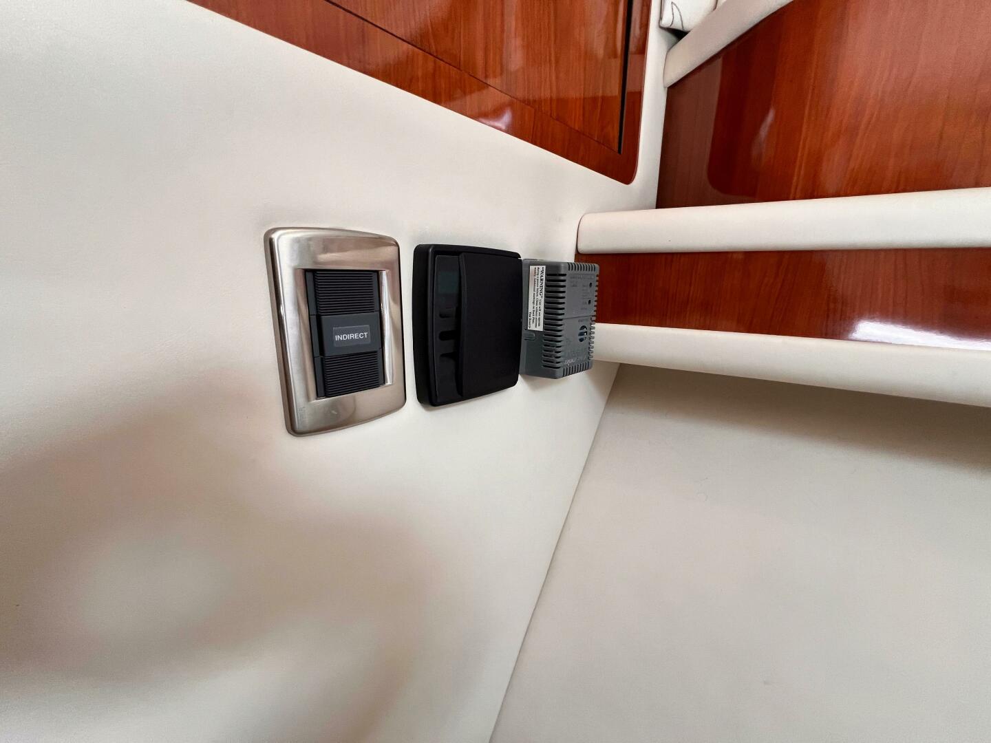 2004 Sea Ray 480 Sedan Bridge - Image 22
