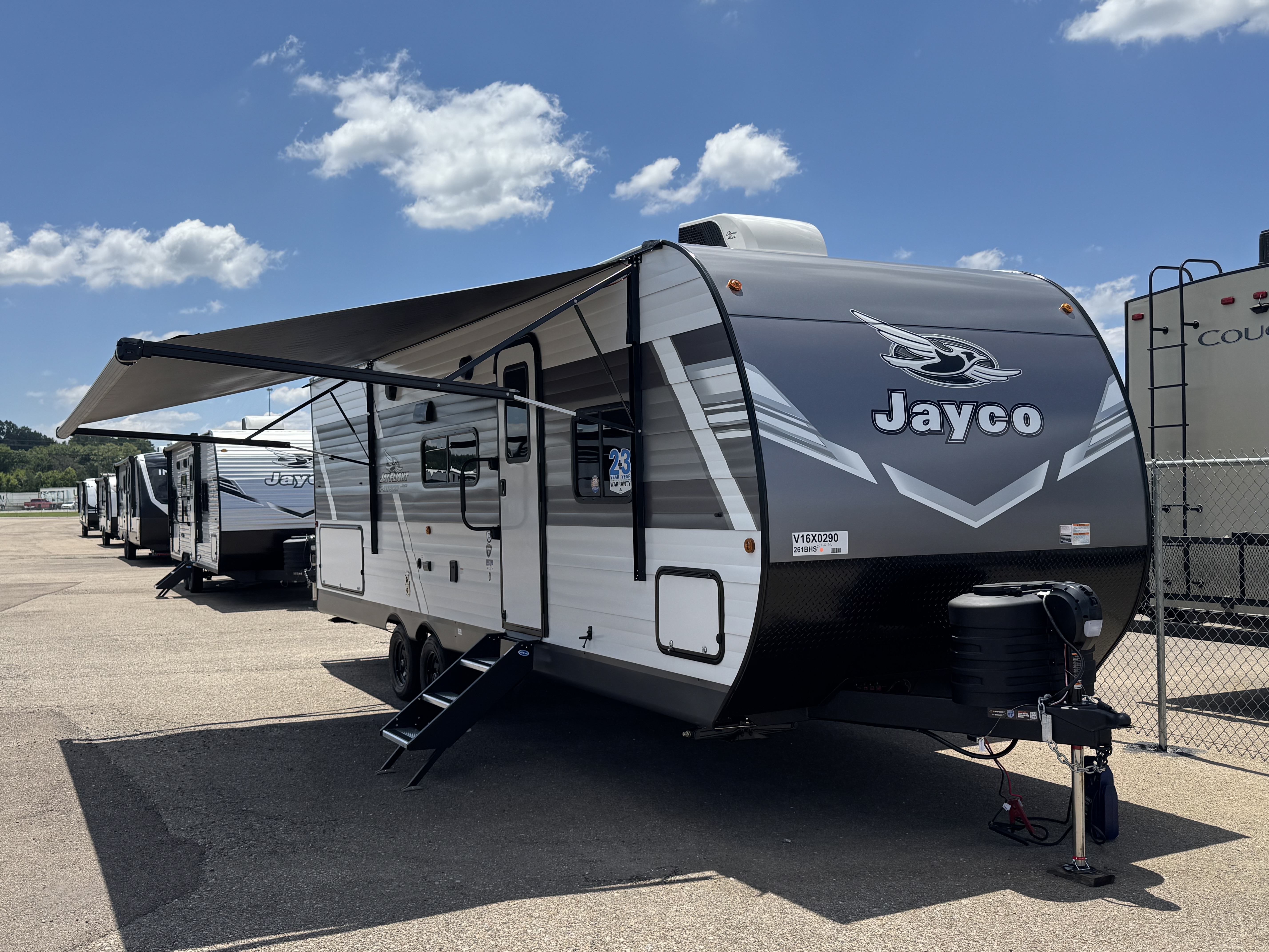 2027 Jayco Jay Flight SLX 261BHS - Image 1