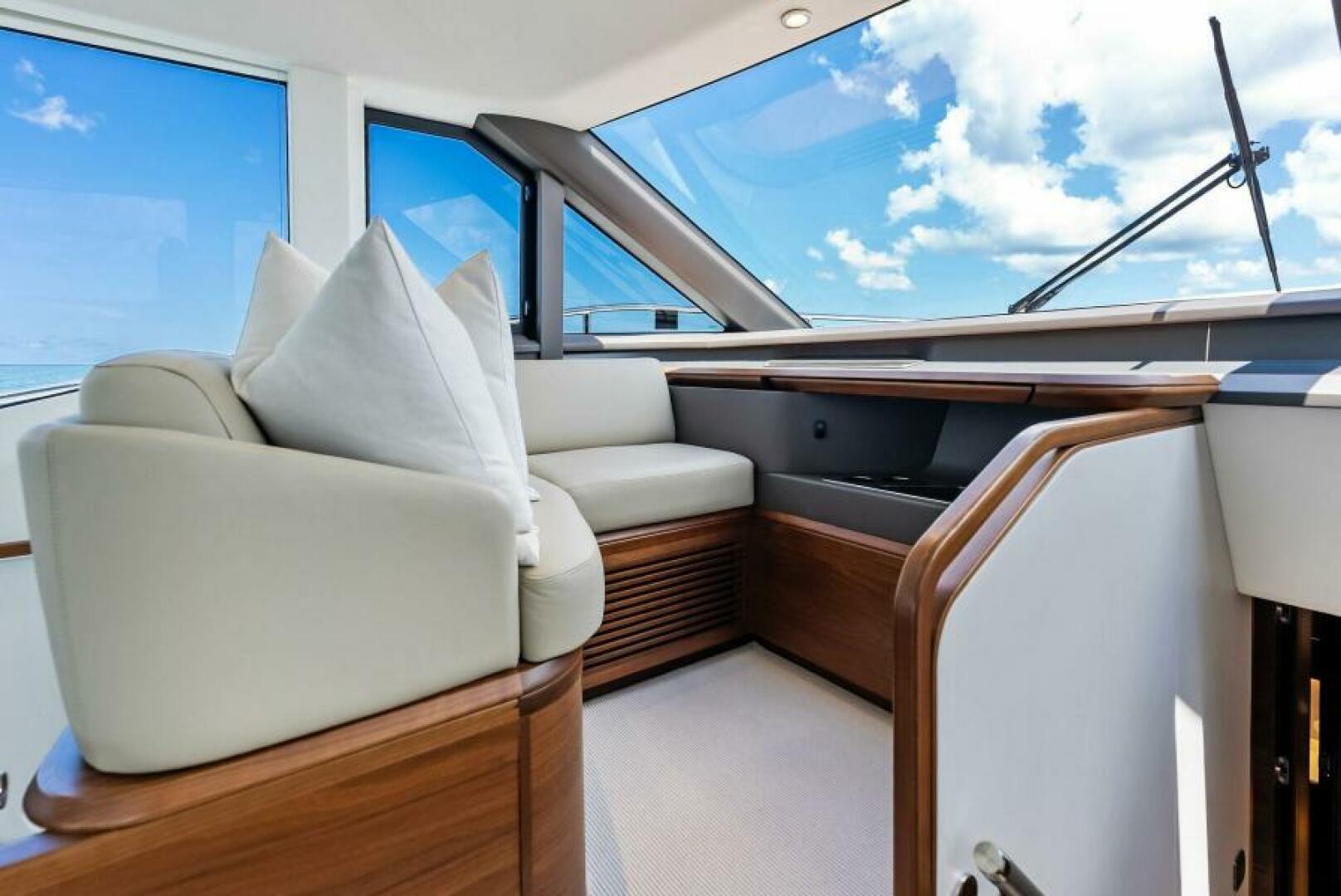 2024 Princess Y72 Motor Yacht - Image 52