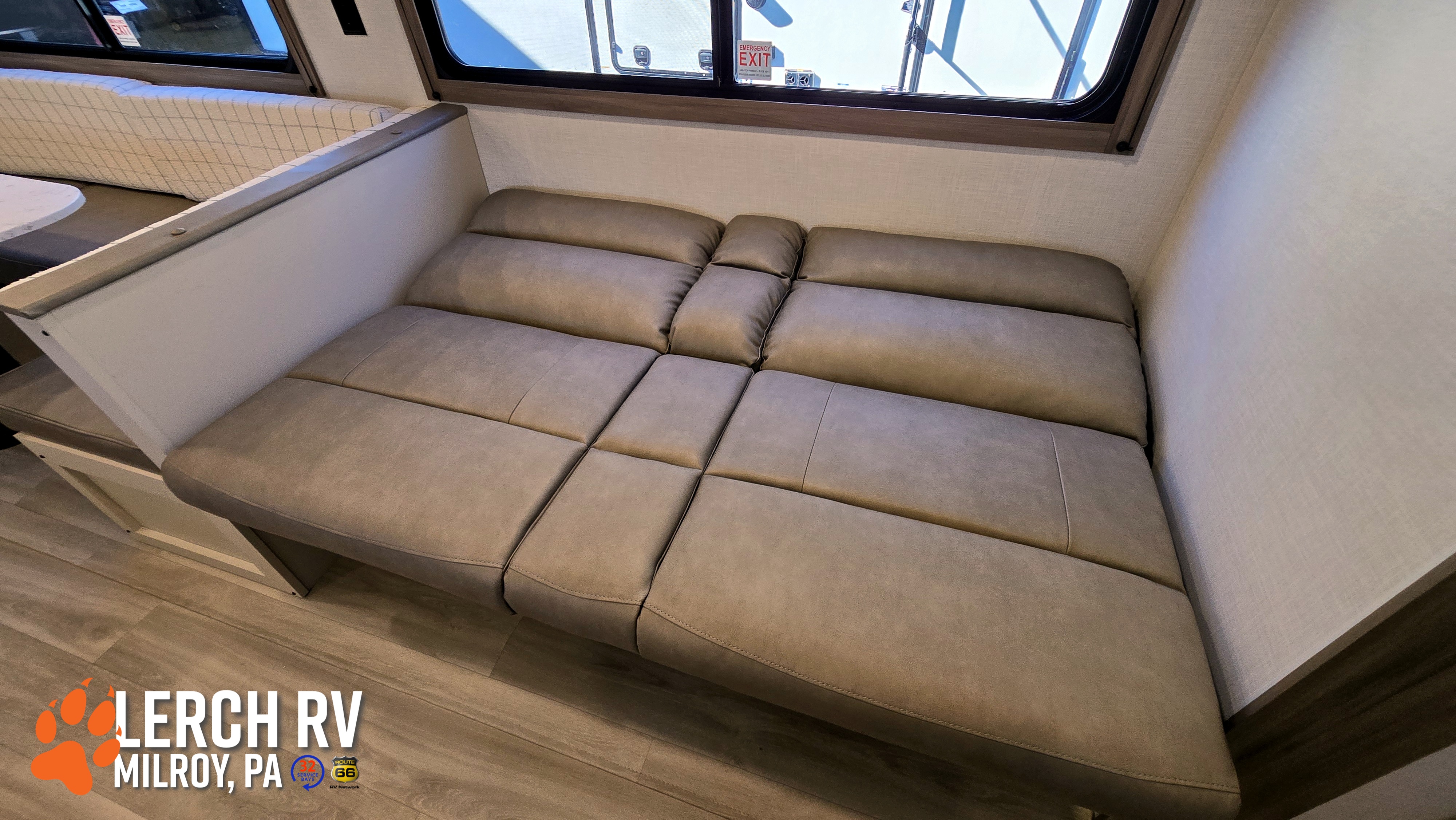 2027 KZ RV Sportsmen SE 332BHKSE - Image 12