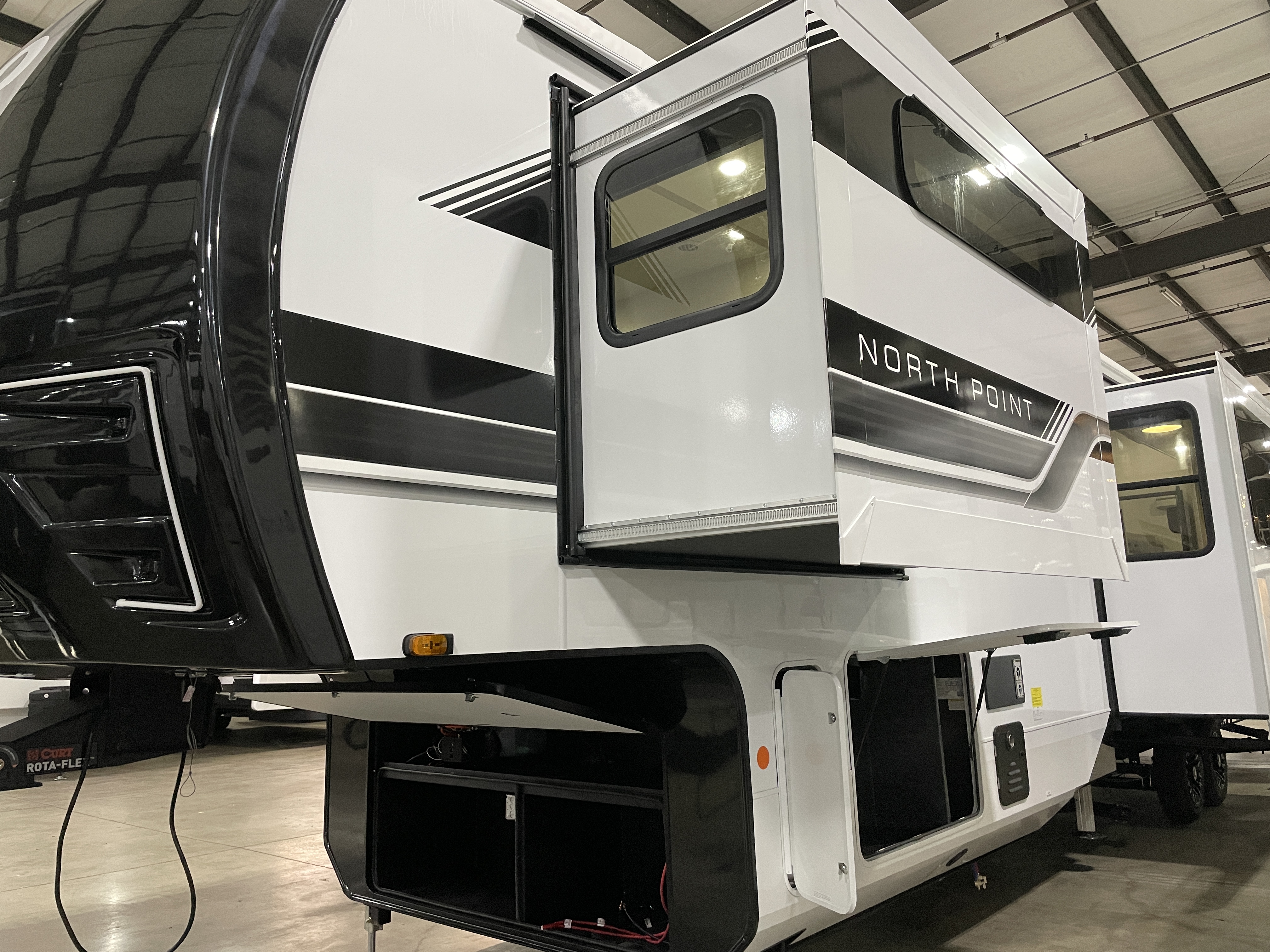 2027 Jayco North Point 391TBBH - Image 7