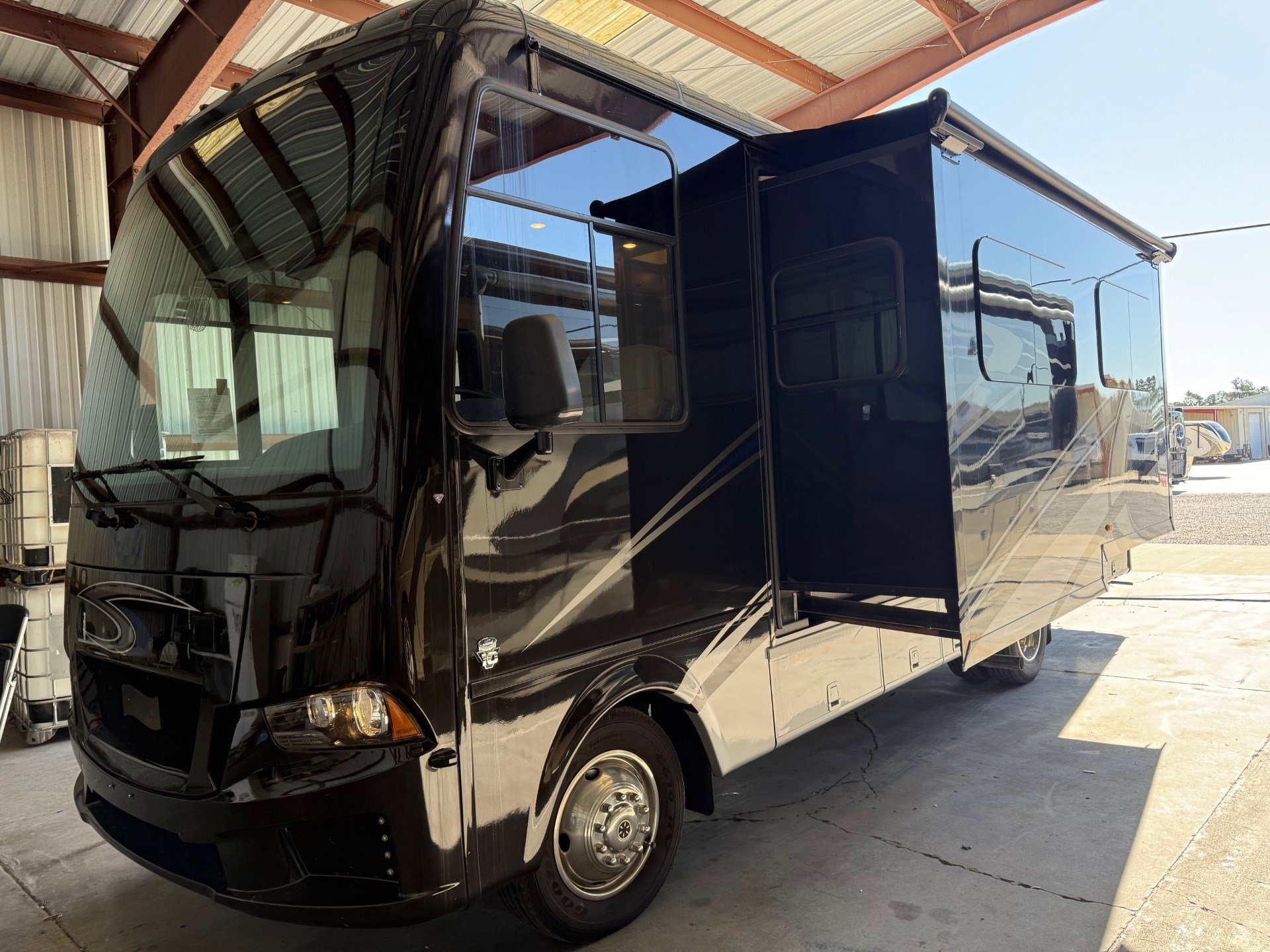 2020 NEWMAR BAY STAR SPORT 2702 - Image 2