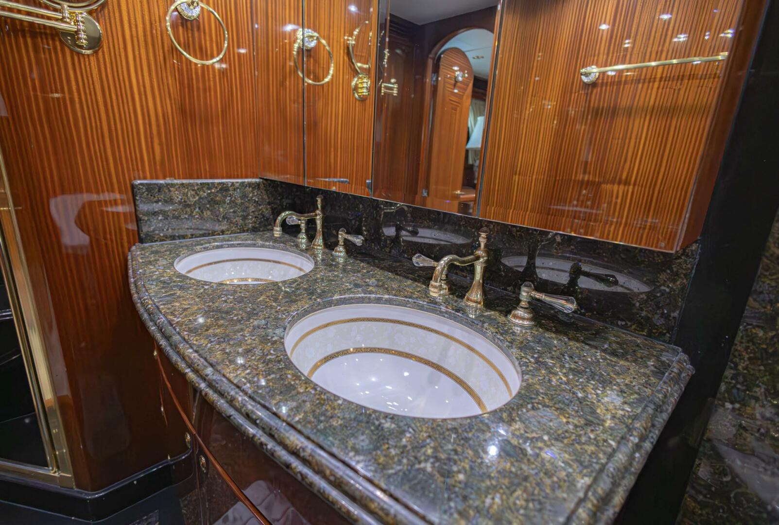 2009 Hargrave - Image 37