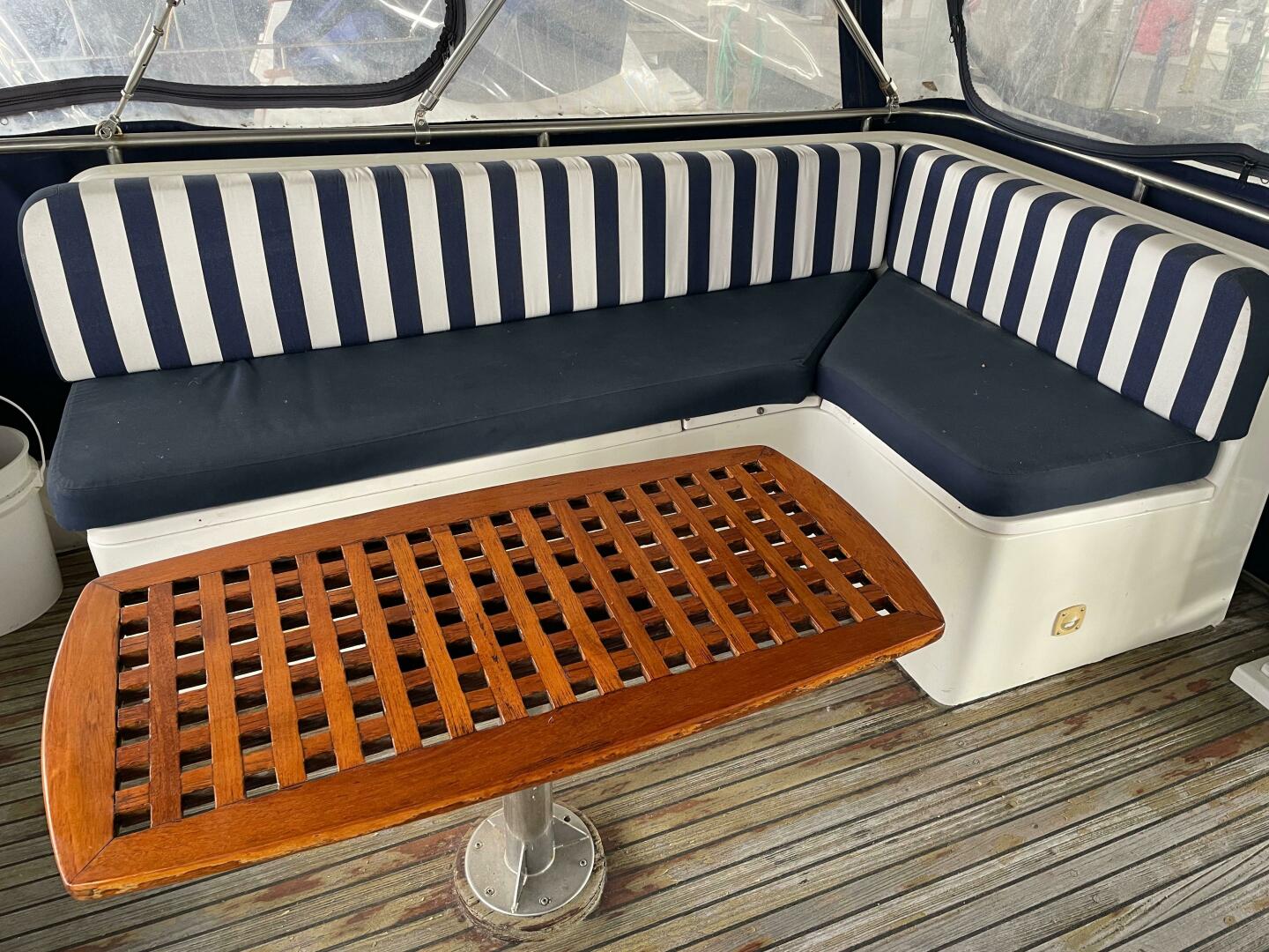 1990 Grand Banks 42 Classic - Image 36