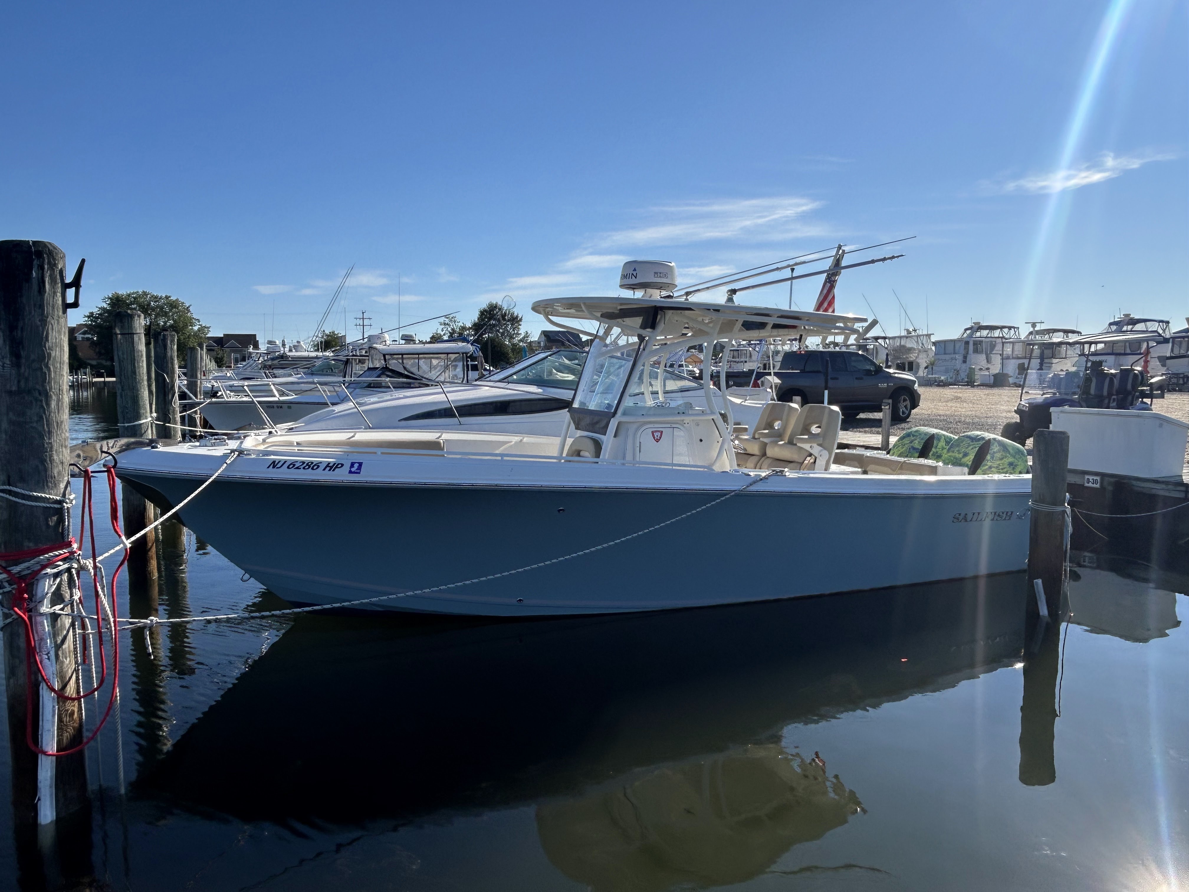 2019 Sailfish 270 CC - Image 6