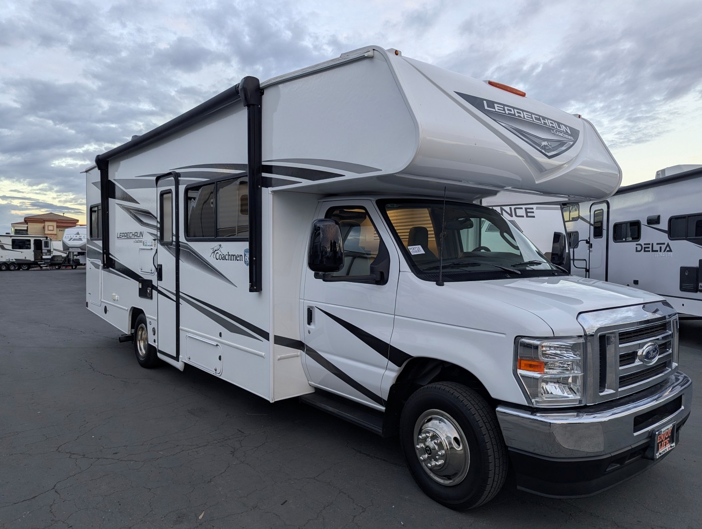 2025 Coachmen Leprechaun 260QB - Ford E-450 - Image 1