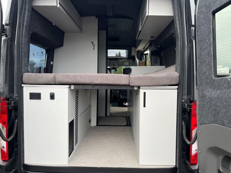 2026 Grand Design Lineage Series VT LVT1 - Image 9