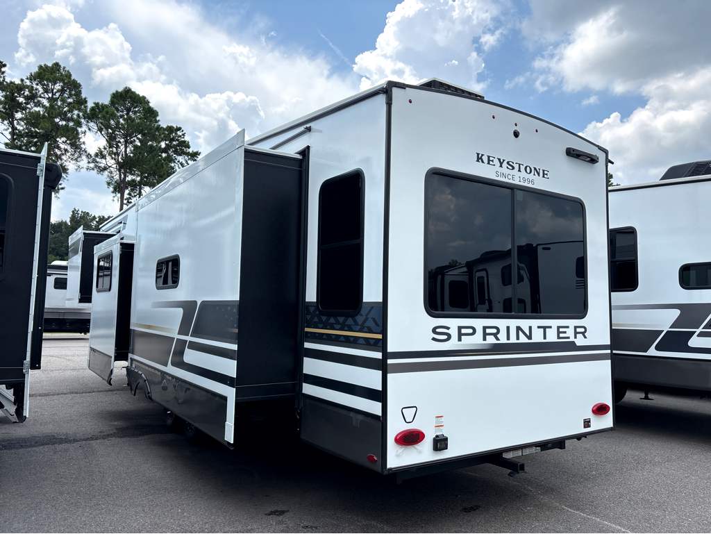 2026 Keystone SPRINTER 3590LFT - Image 4