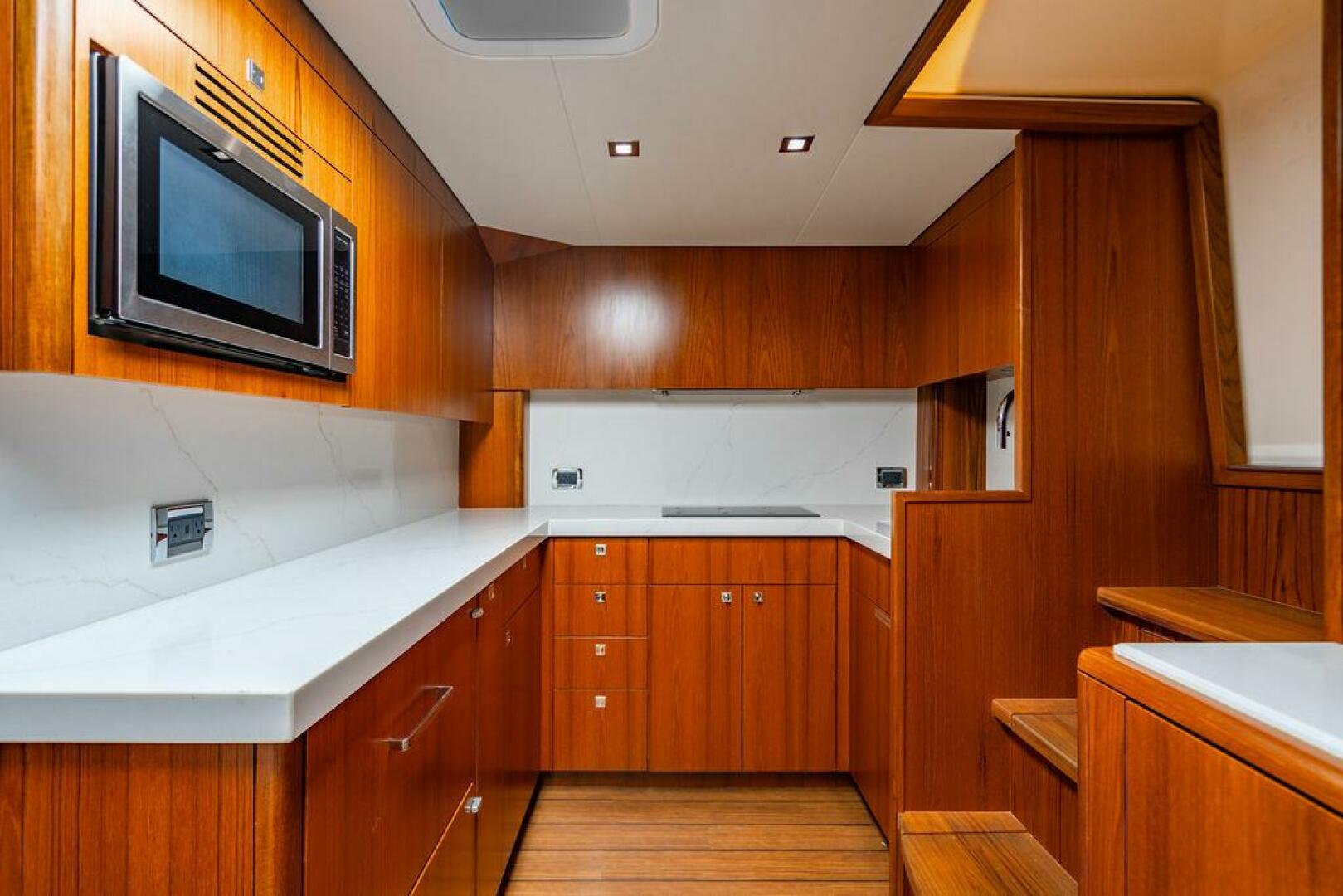 2023 Hatteras GT45X - Image 34