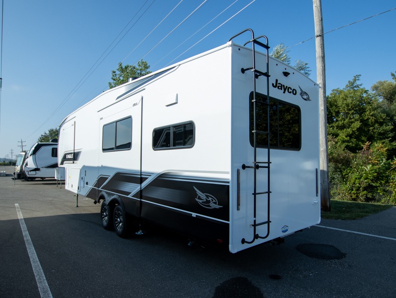 2026 Jayco Eagle 365UKTS - Image 3