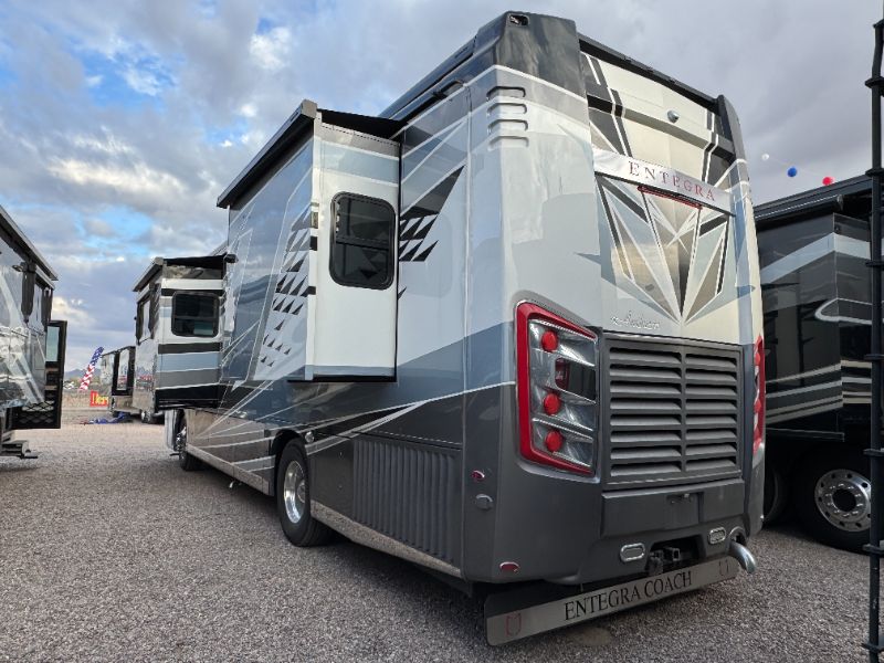 2025 Entegra Coach Anthem 37K - Image 2