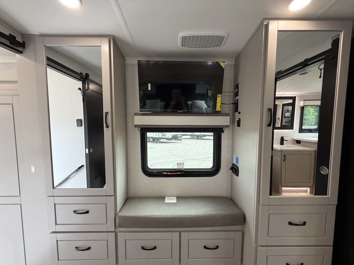 2026 JAYCO NORTH POINT 382FLRB - Image 60