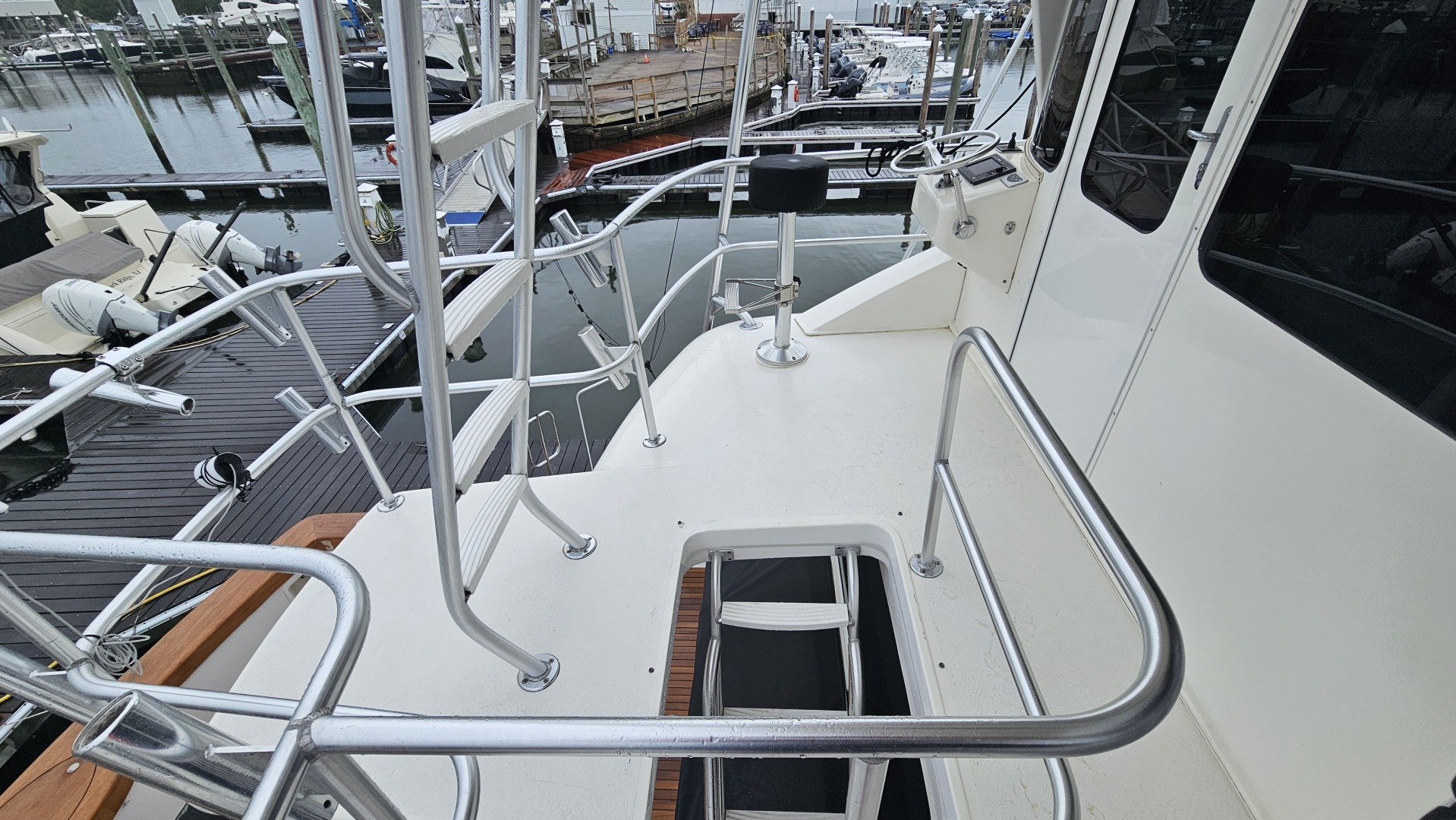 2000 Ocean Yachts 70 SUPER SPORT - Image 31