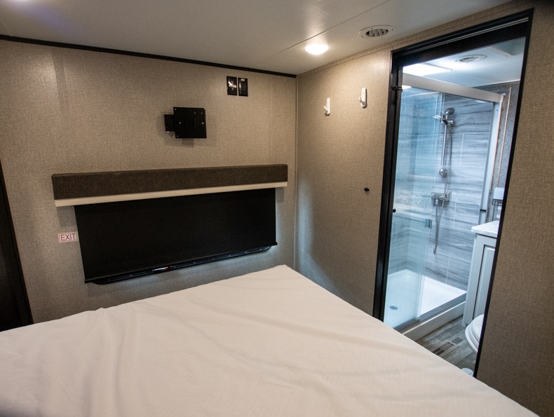 2020 Jayco Seismic 4013 - Image 18