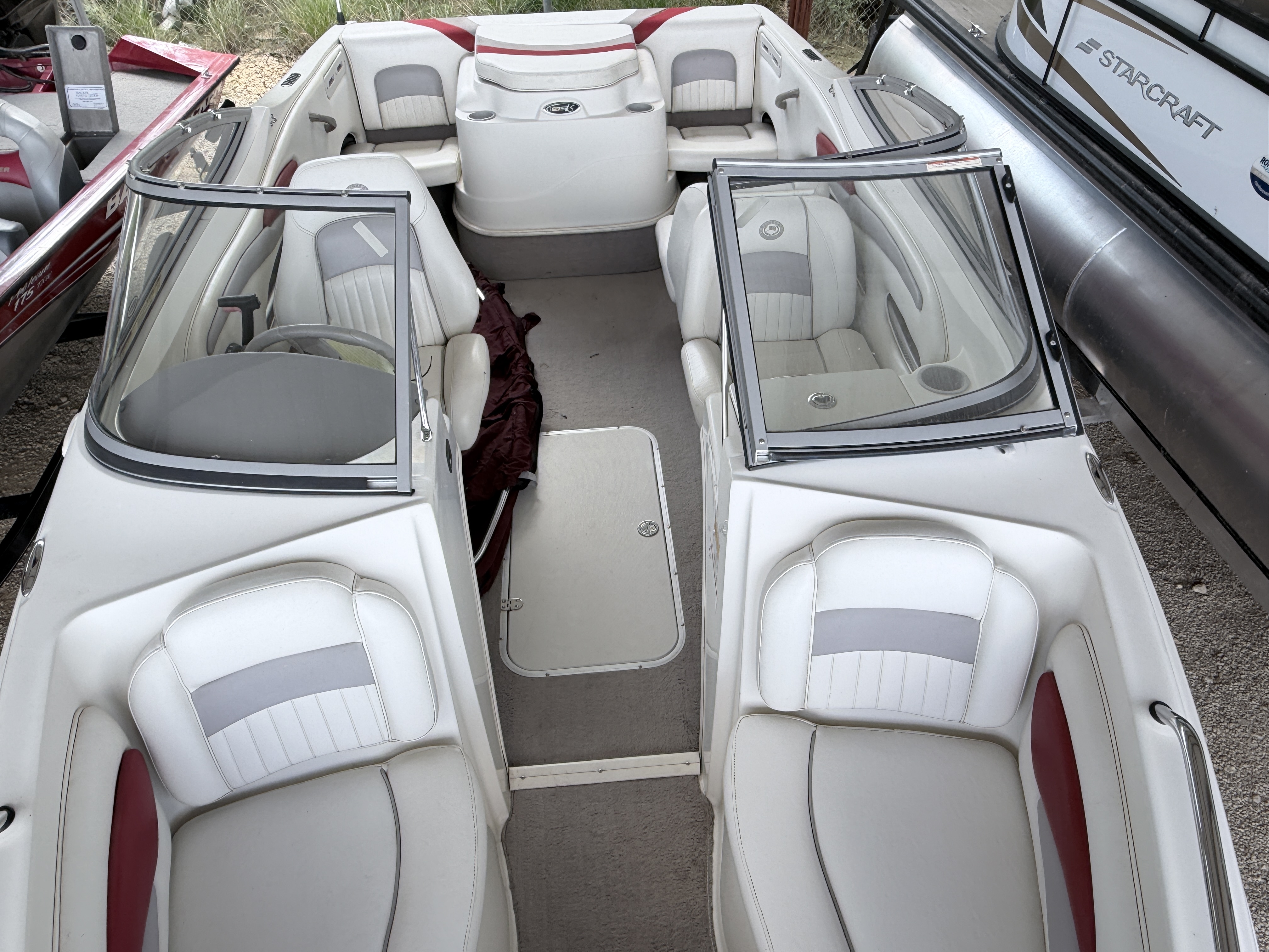 2011 STINGRAY 2011 195LS - Image 8