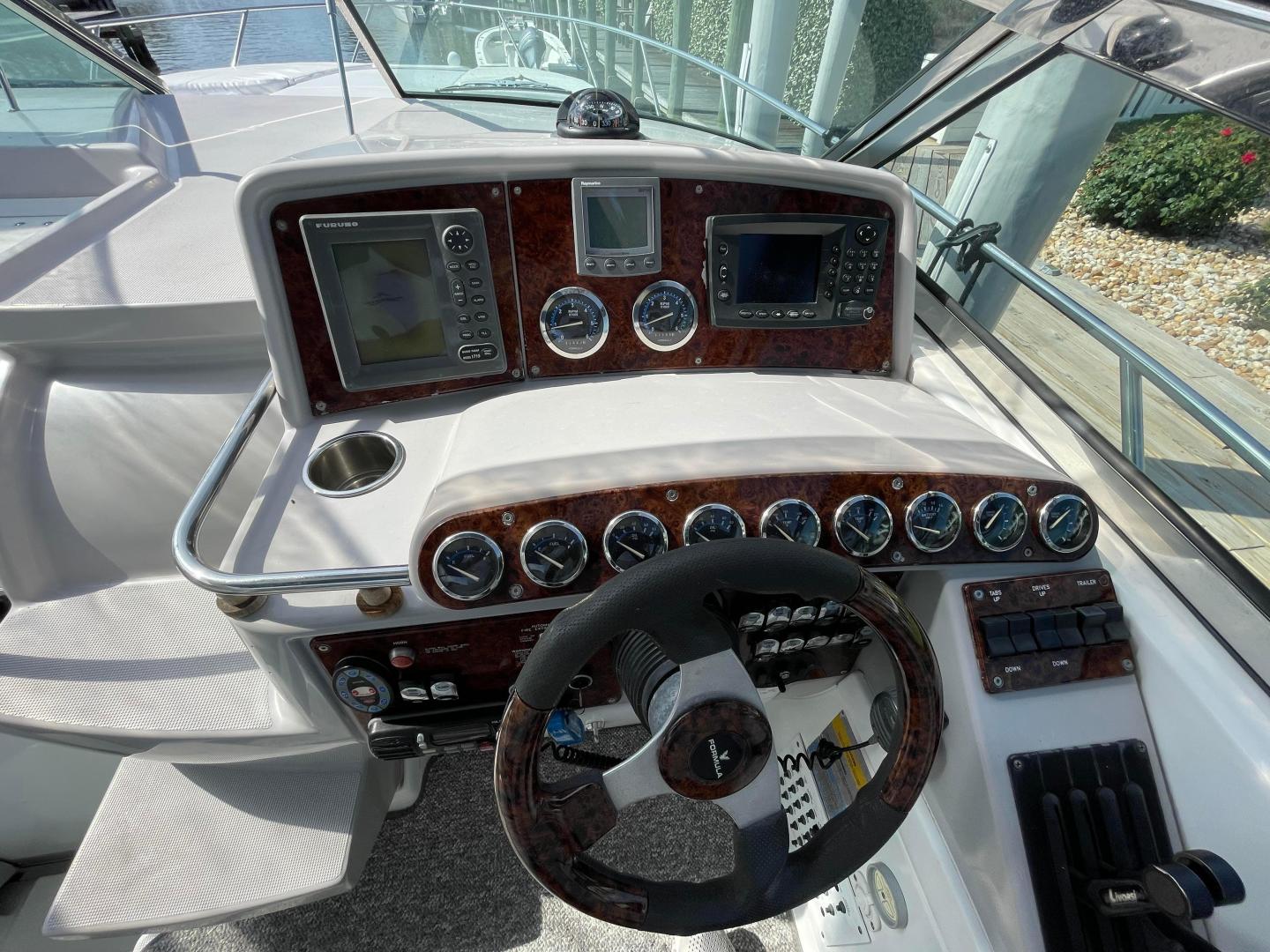 2004 Formula 34 PC - Image 7
