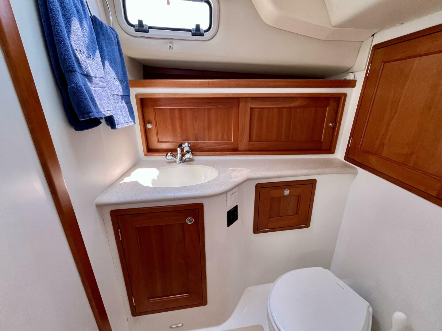 2019 MJM 35z - Image 147