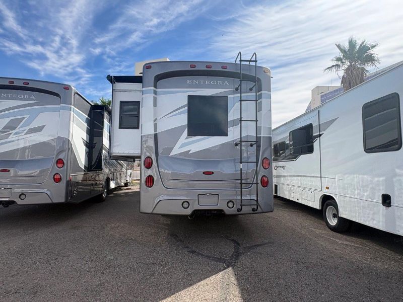 2026 Entegra Coach Vision XL 31UL - Image 4