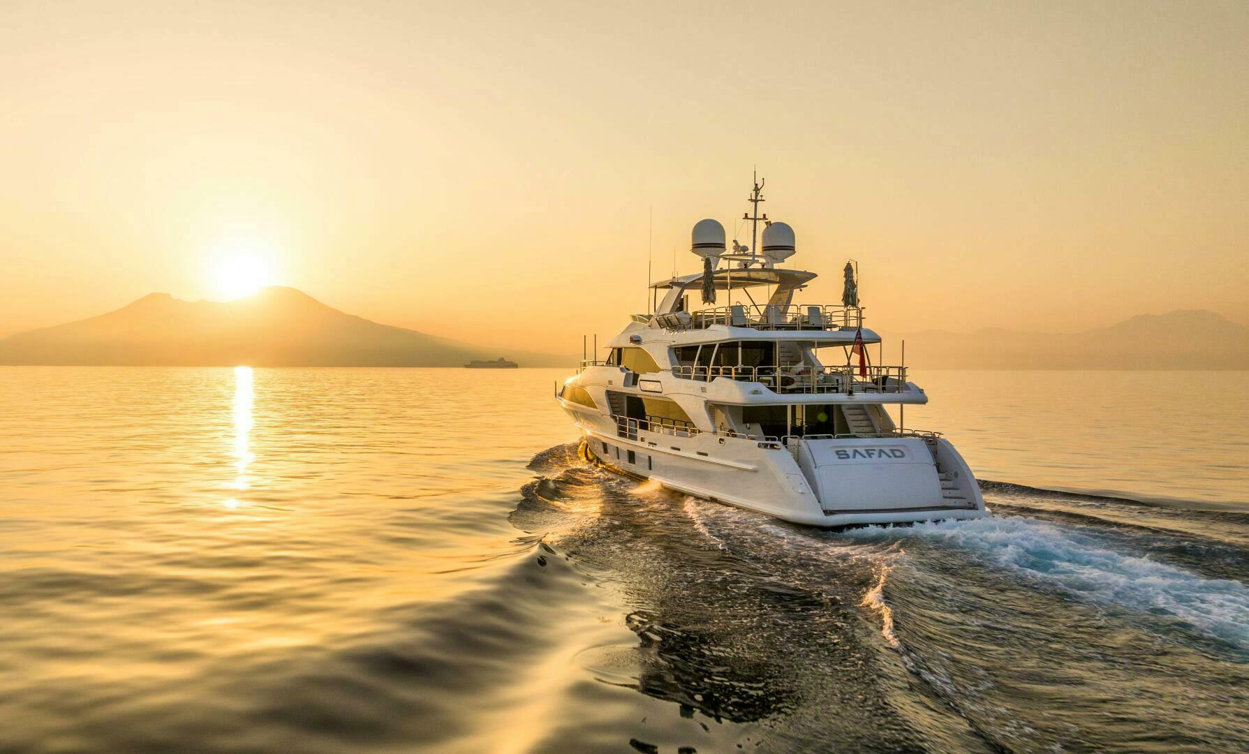 2015 Benetti Benetti Classic 121 - Image 5