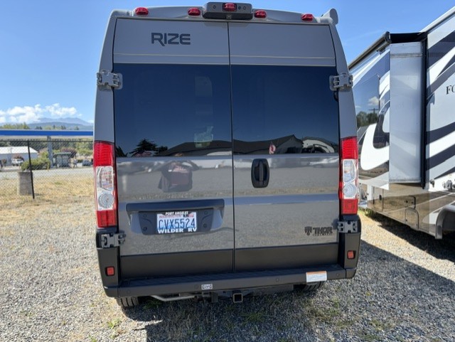 2025 Thor Motor Coach Rize 18G - Image 5