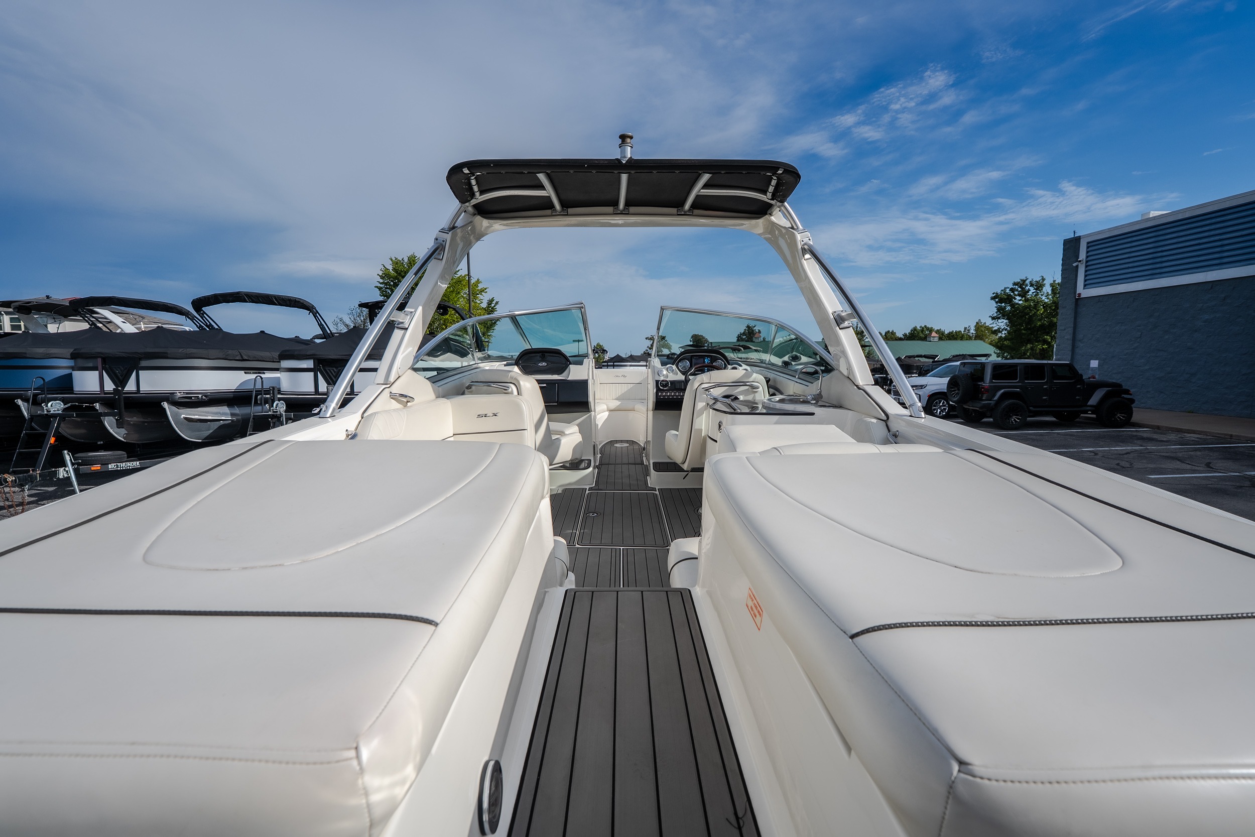 2006 Sea Ray 270 SLX - Image 14