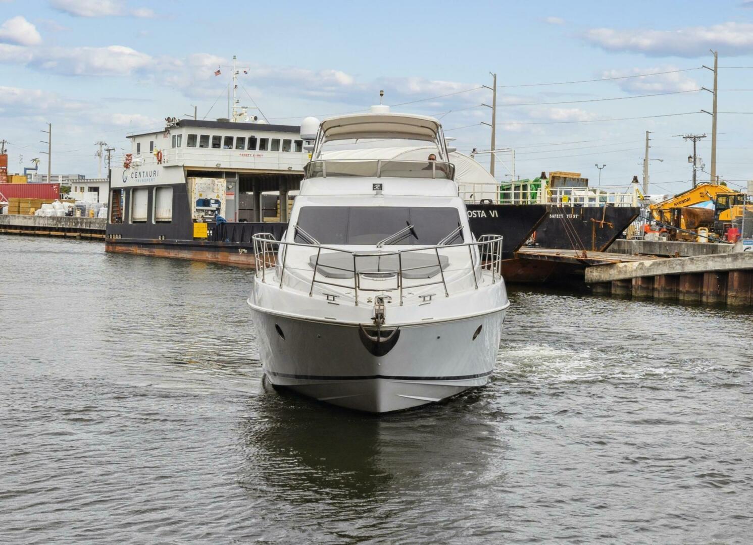 2005 Azimut 55 flybridge - Image 8