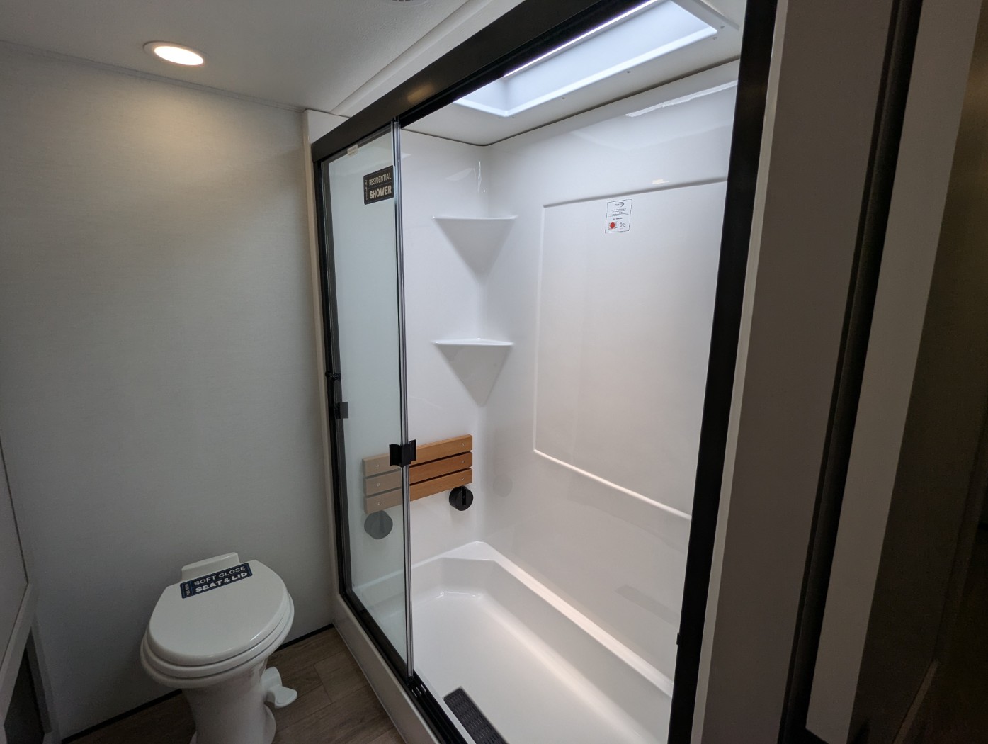 2025 Alliance RV Paradigm 375RD - Image 14