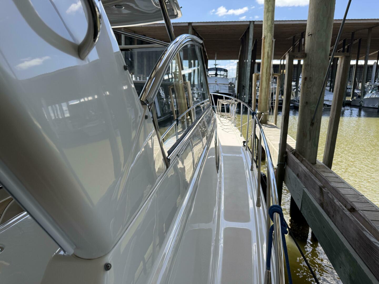 2007 Chris-Craft Roamer 40 - Image 92