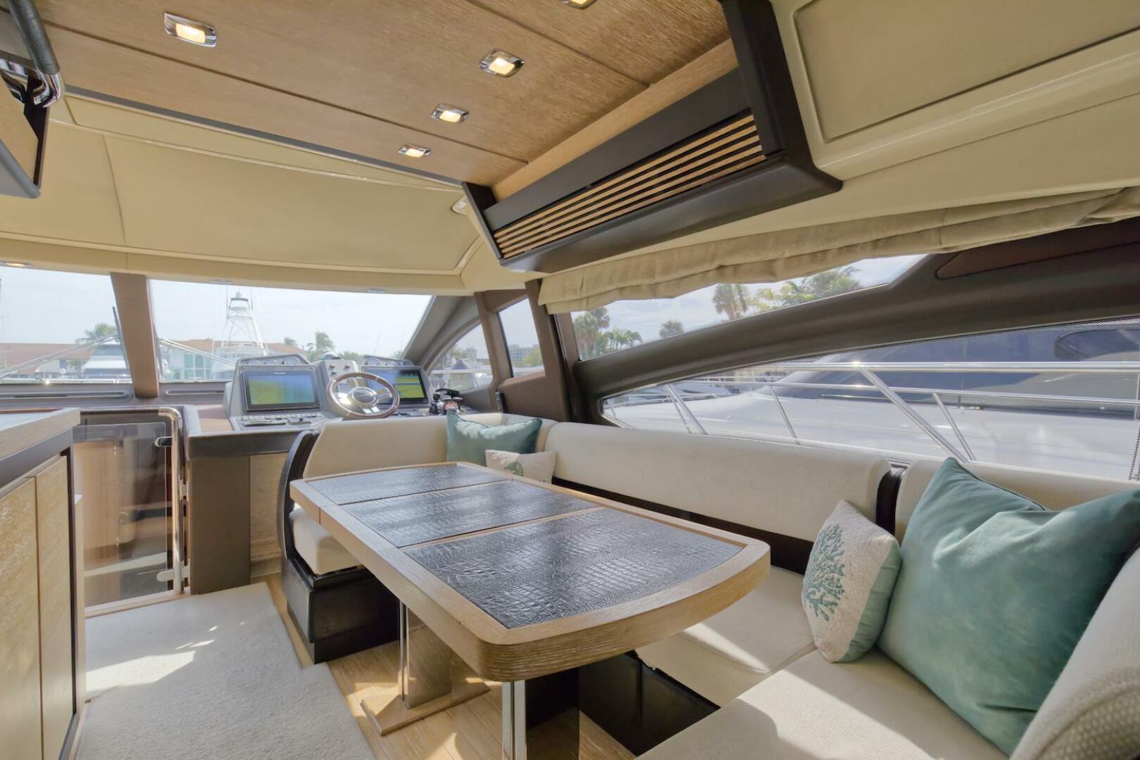 2015 Azimut 64 Flybridge - Image 27