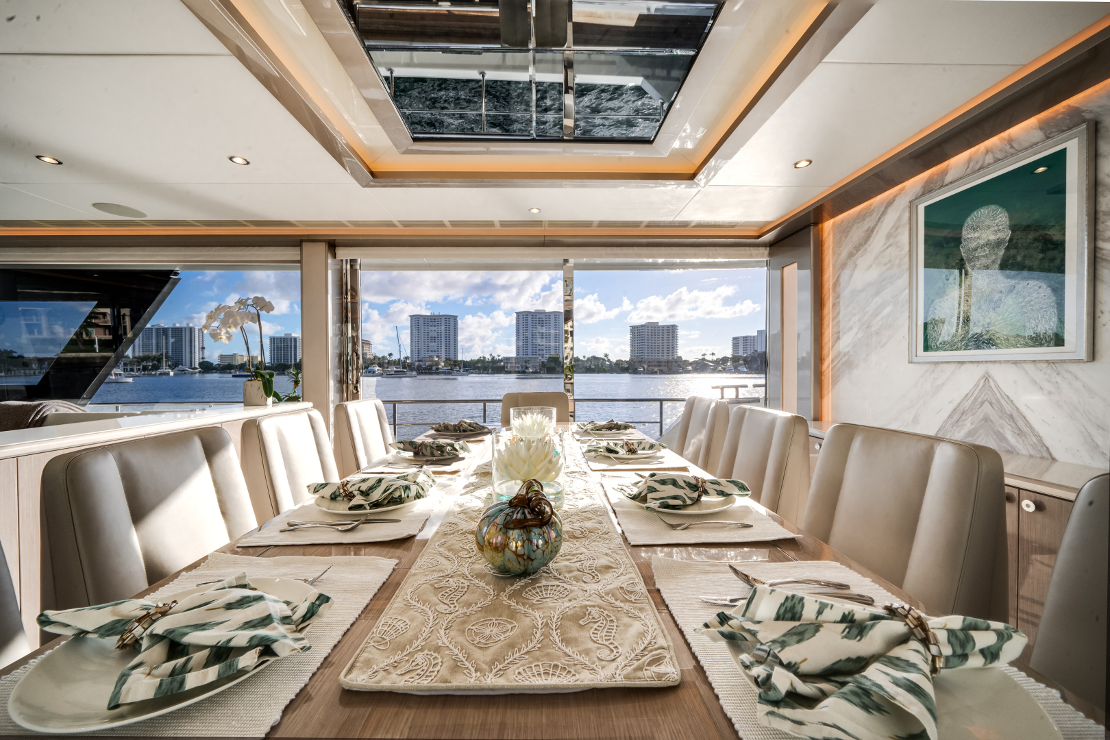 2022 Ocean Alexander 32L - Image 23