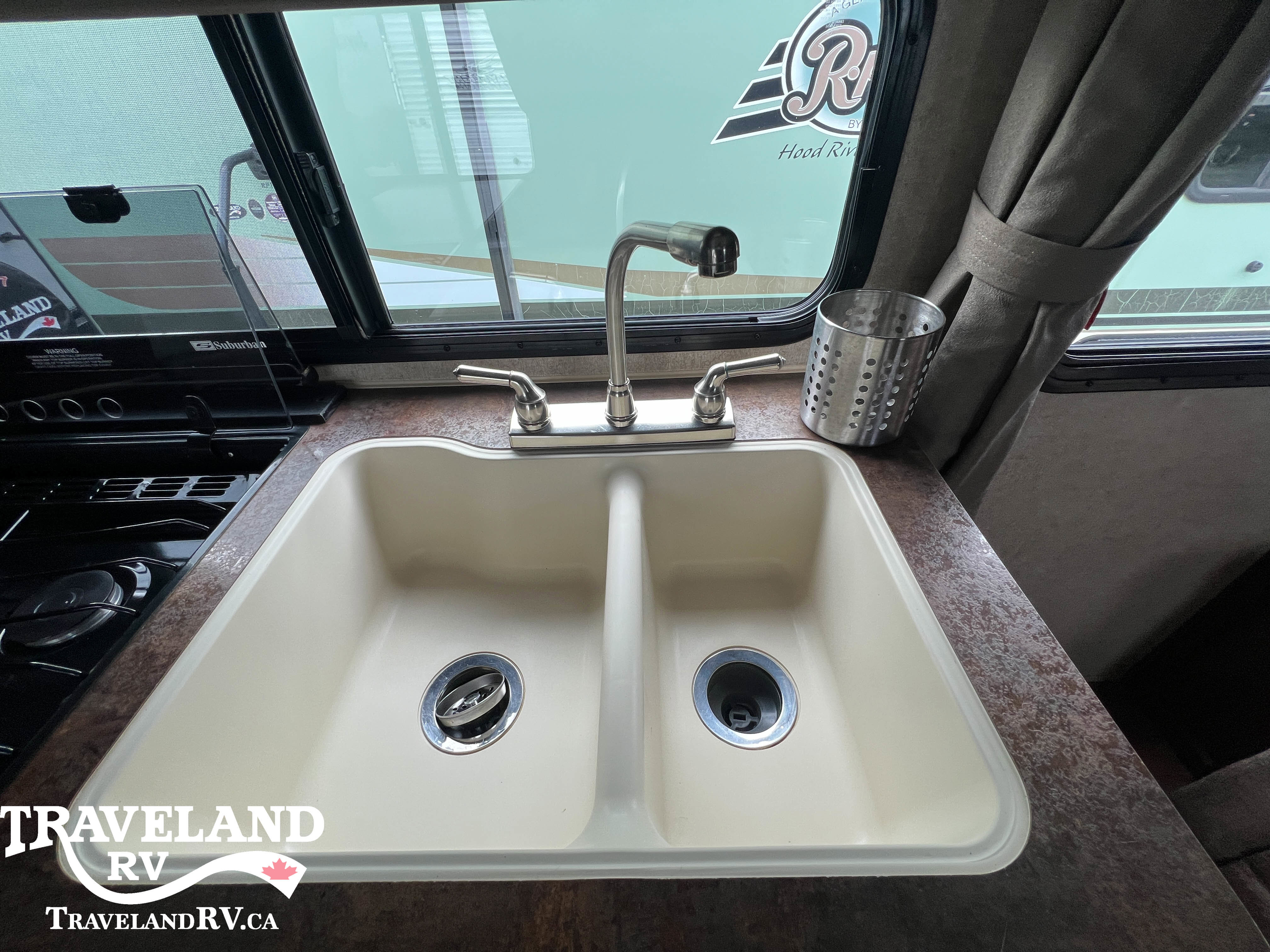 2015 Forest River Rockwood Mini Lite 2304DS - Image 10