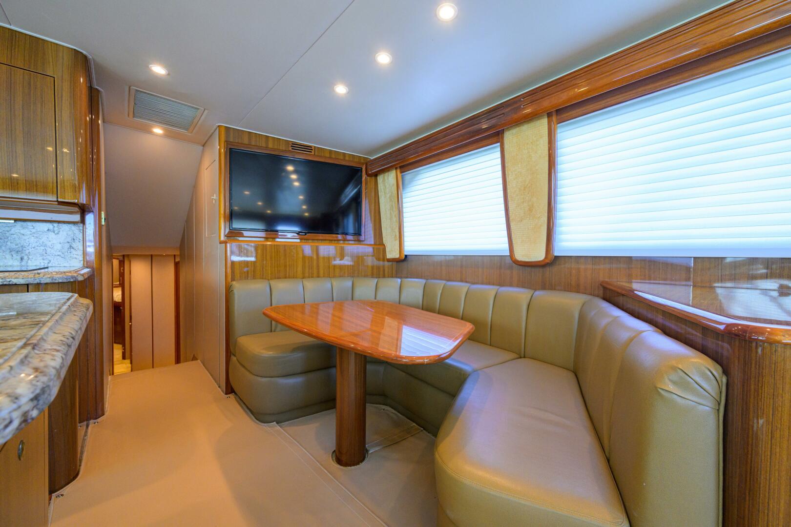 2007 Viking 64 Convertible - Image 17