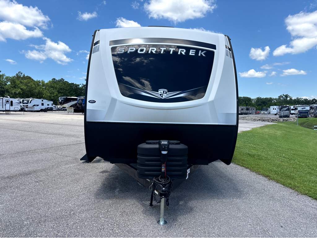 2022 VENTURE RV SPORTTREK 241VMS - Image 2