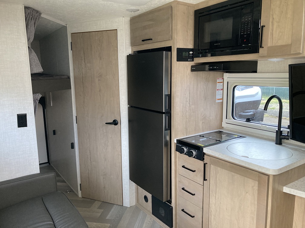 2022 Ember RV Overland 190MDB - Image 24
