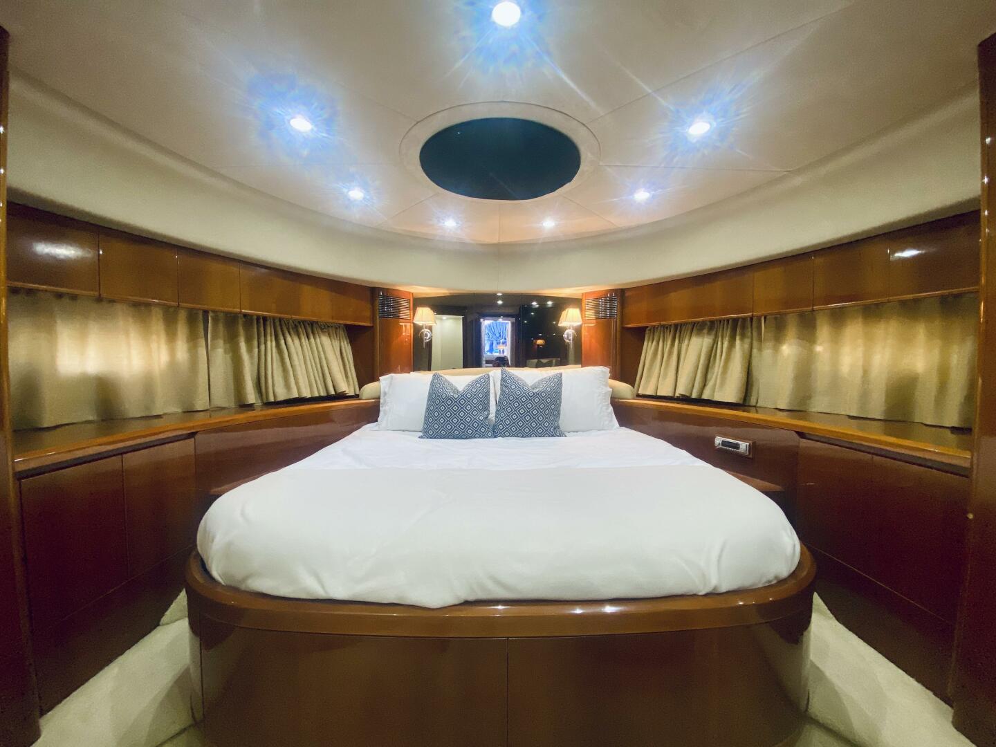 2006 Viking Princess Sport Cruiser - Image 39