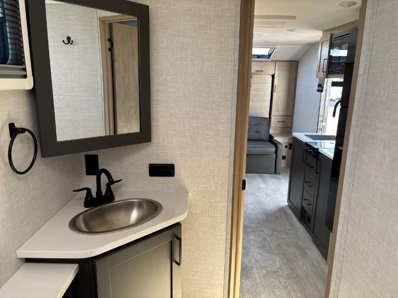 2026 Ember RV Overland Series 221MSL - Image 15