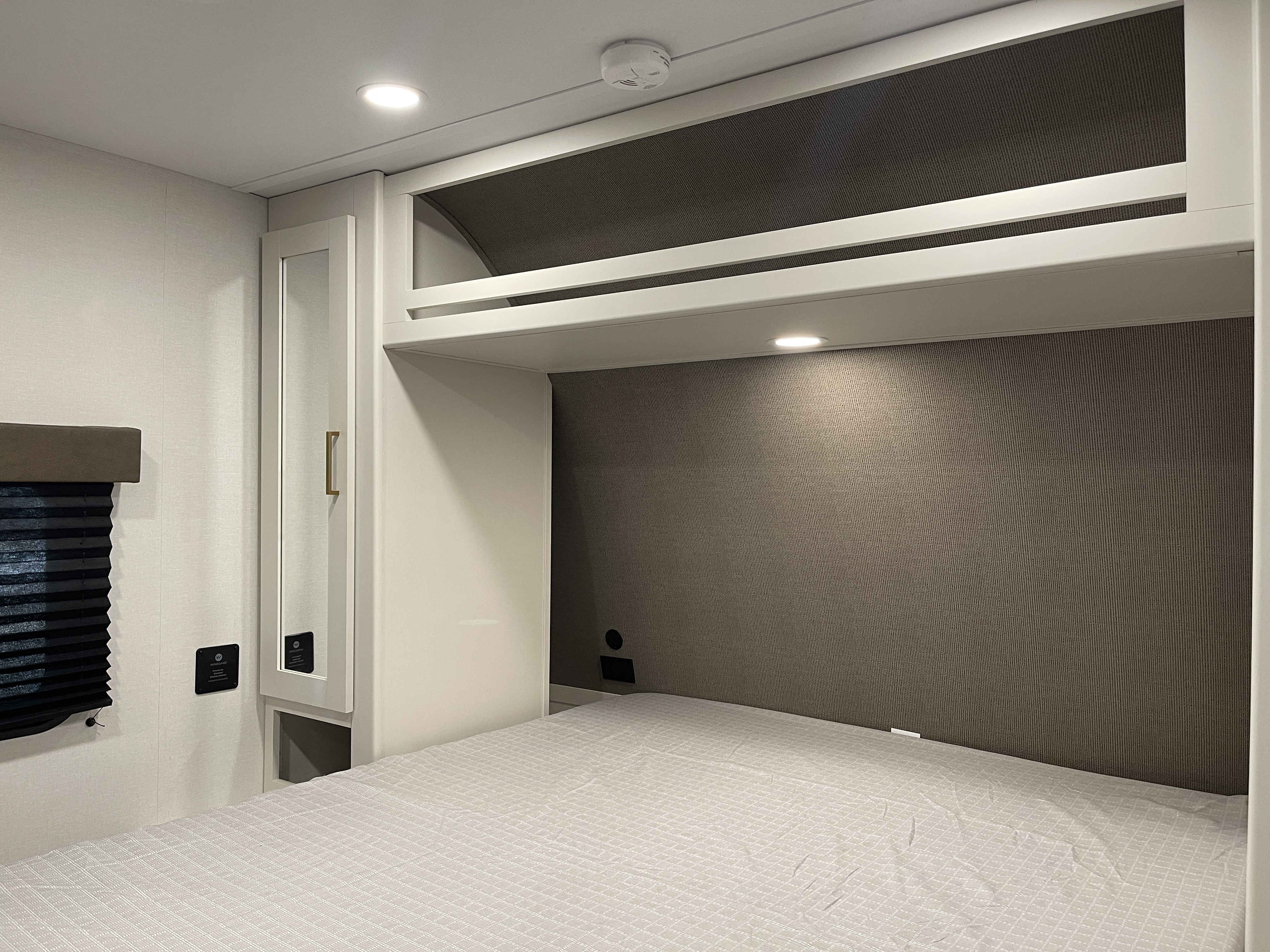 2027 Grand Design Transcend XPLOR 27DBX - Image 23