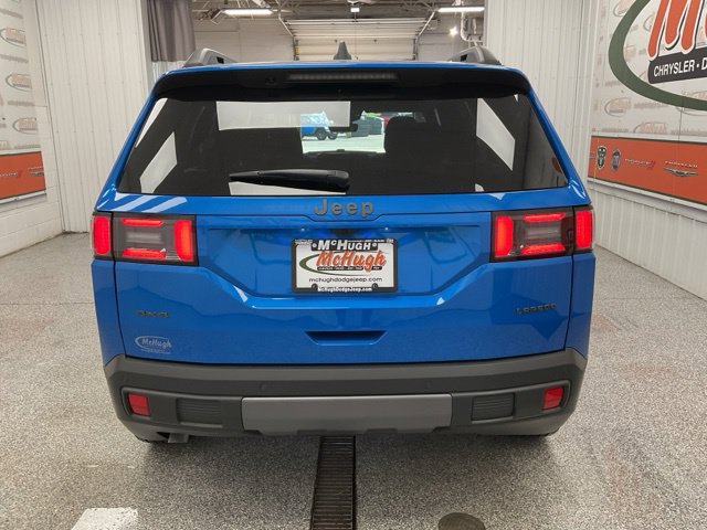 2026 Jeep Cherokee LAREDO 4X4 - Image 33