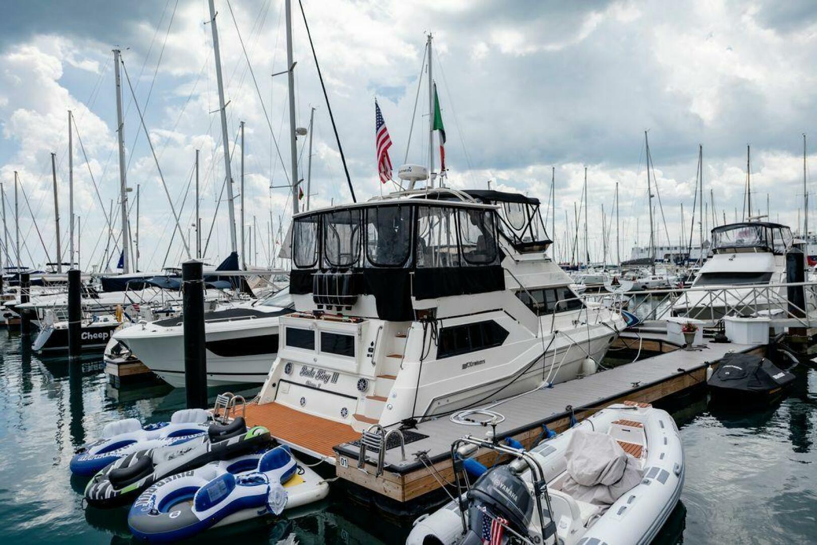 1991 Cruisers Yachts 3850 Aft Cabin - Image 5