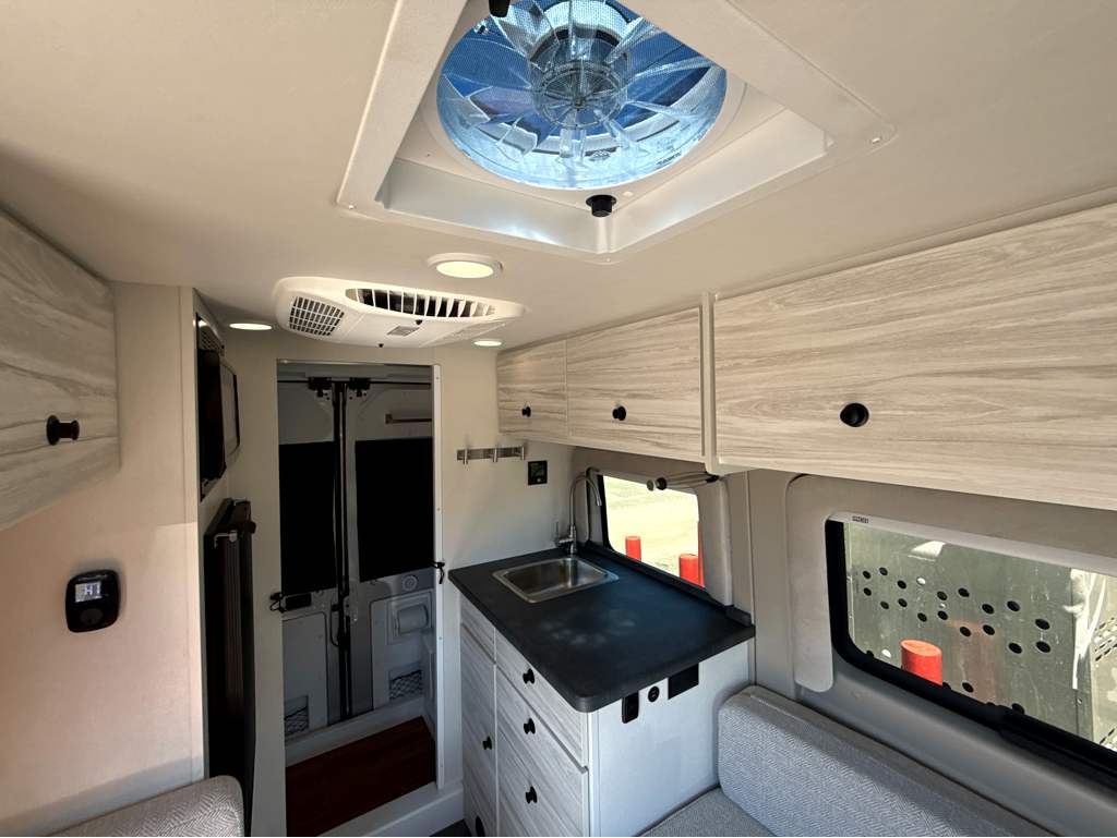 2026 JAYCO COMET 18C - Image 12