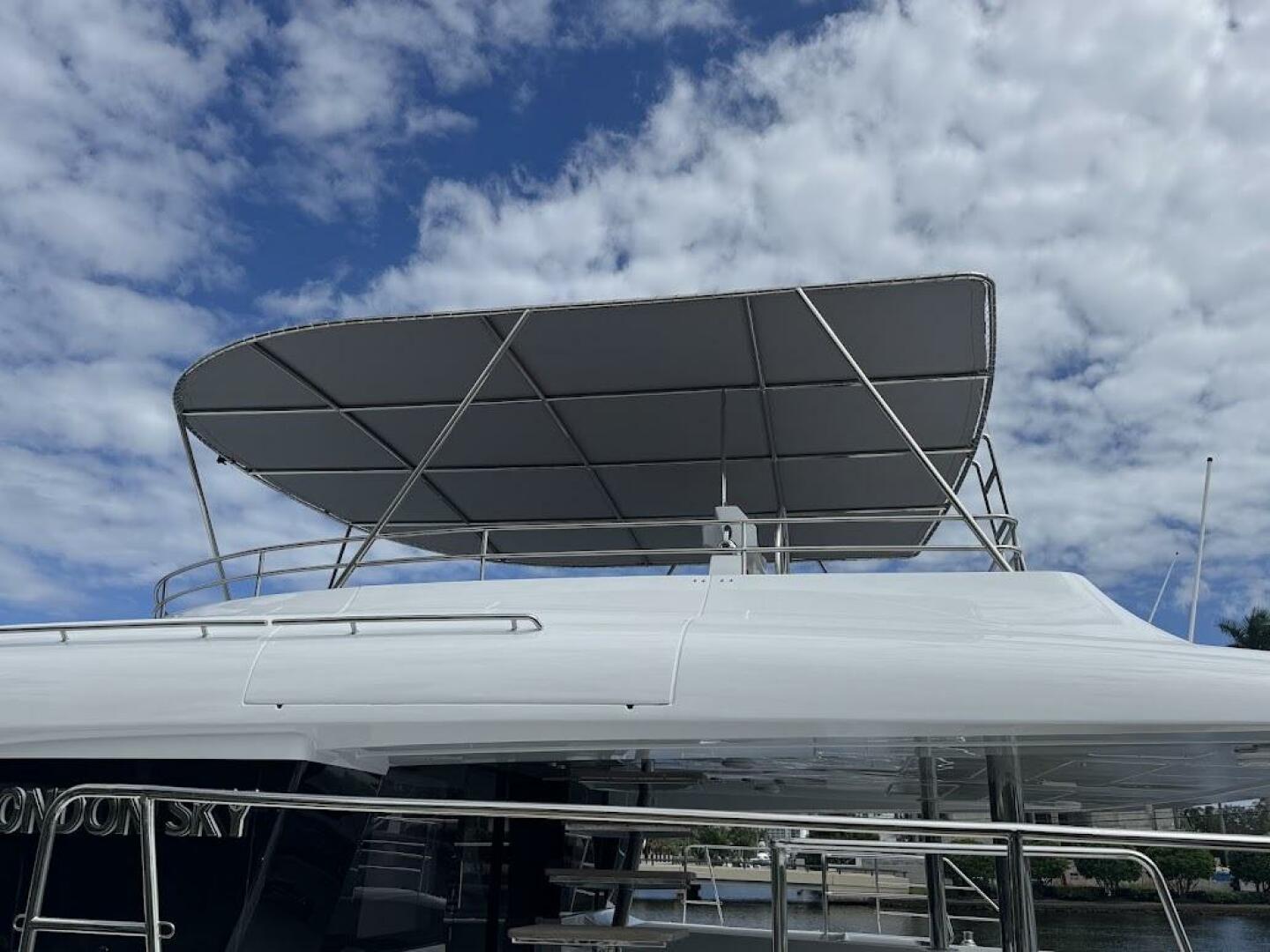 2015 Lagoon - Image 18