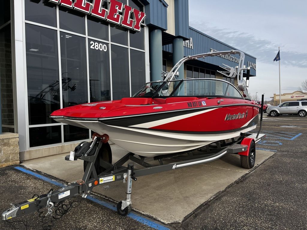 2016 MasterCraft X2 - Image 6