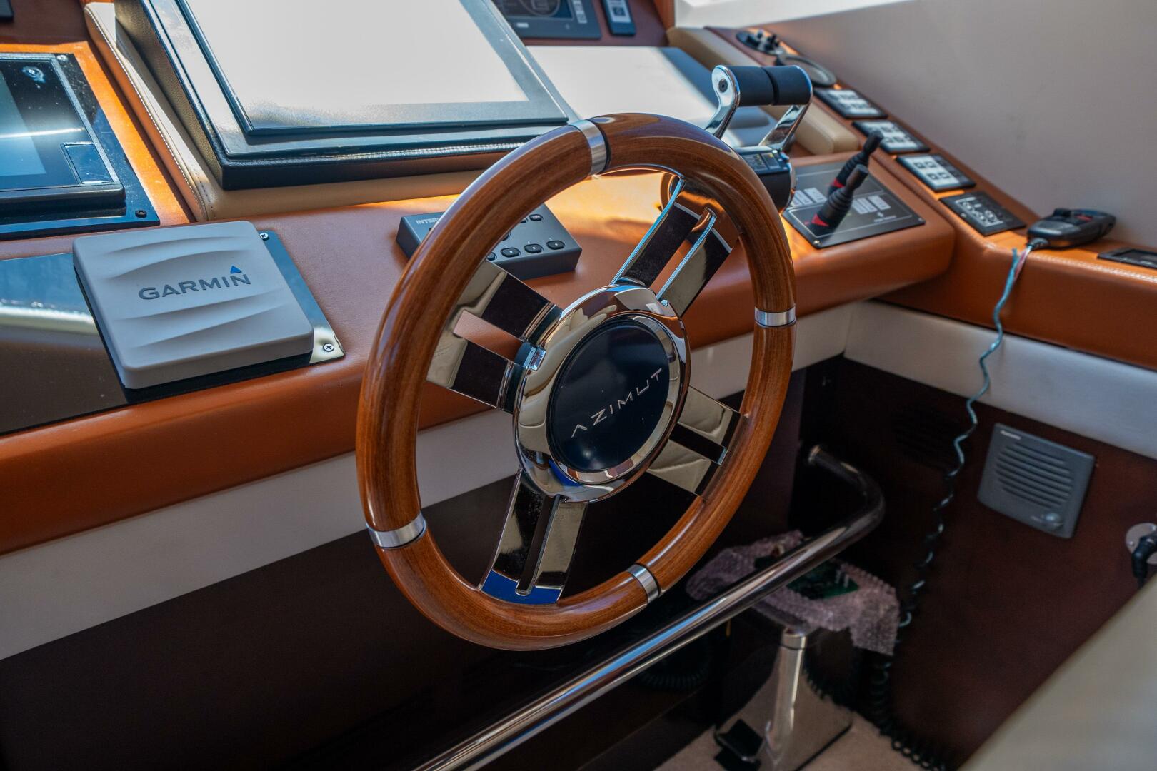 2010 Azimut 75 Fly - Image 34