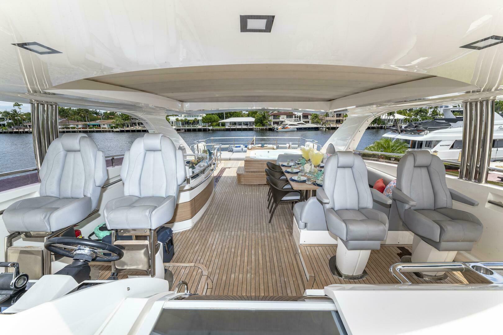 2012 Princess 32M - Image 53