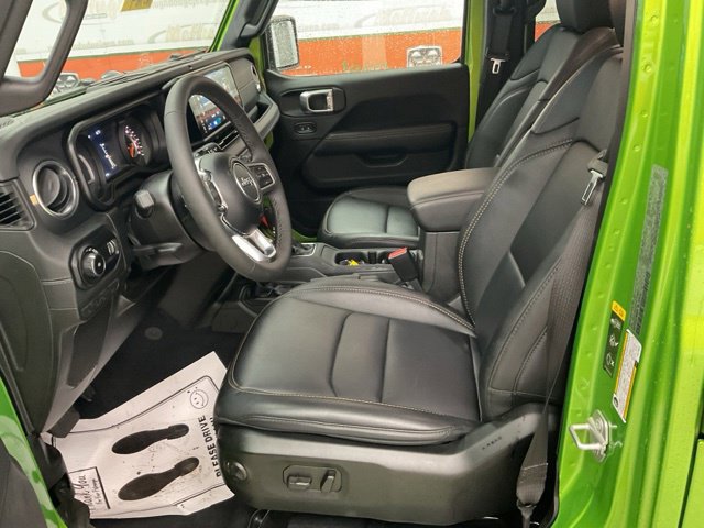 2026 Jeep Wrangler Sahara 4 Door 4x4 - Image 13