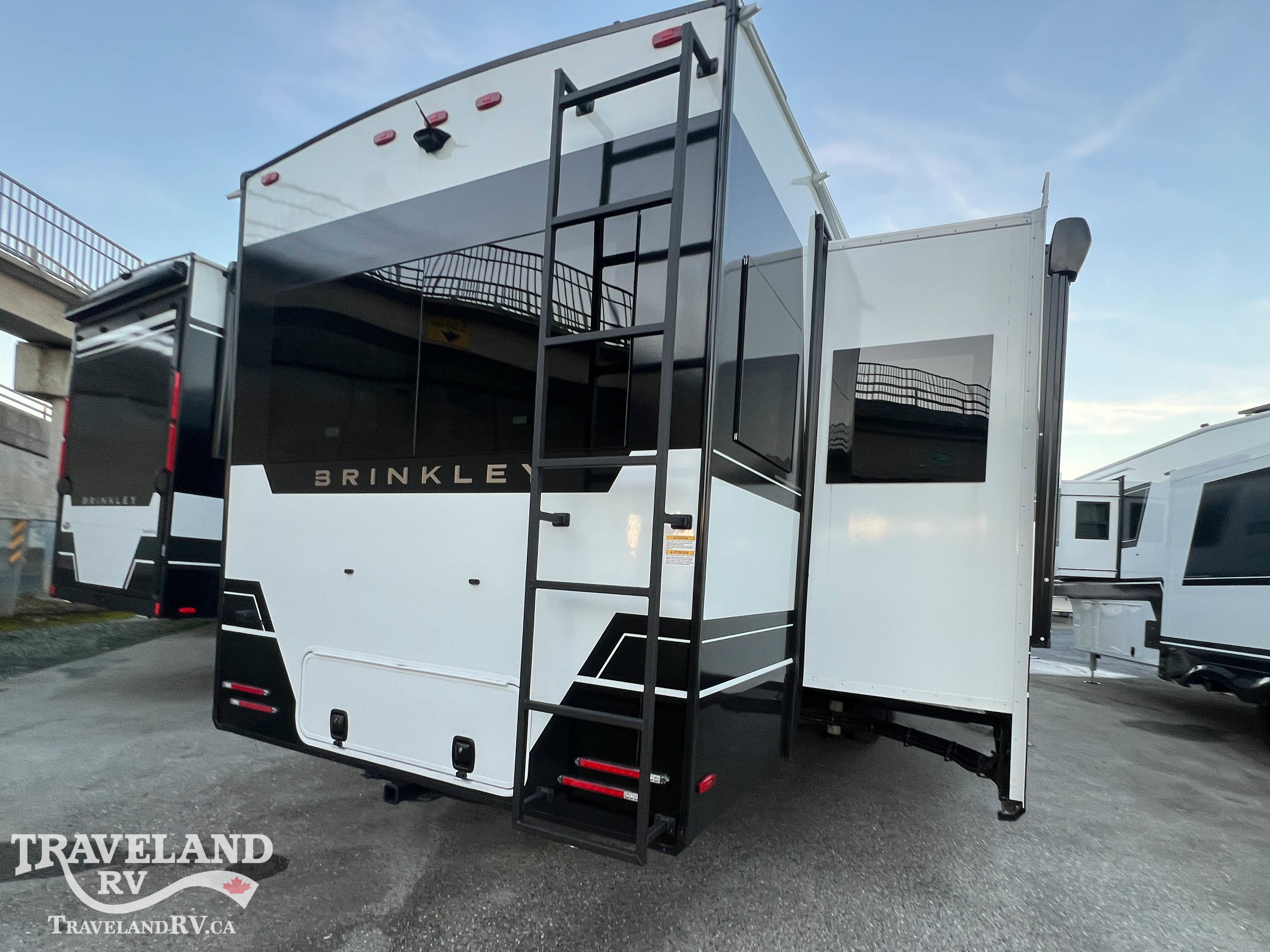 2026 Brinkley RV Model Z 3610 - Image 5