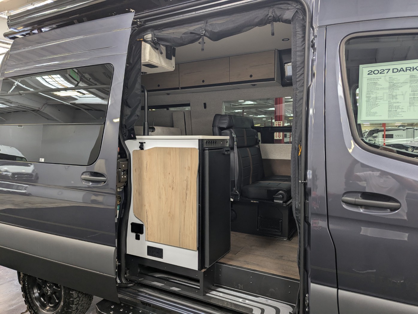 2027 Storyteller Overland Dark Mode OG - Image 14