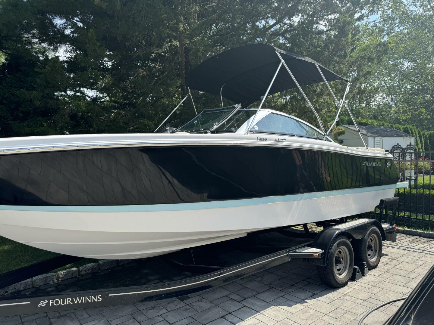 2019 Four Winns H230 Base - Image 3