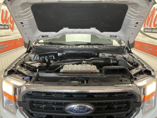 2022 Ford F150 Crew Cab XLT 4WD - Image 18